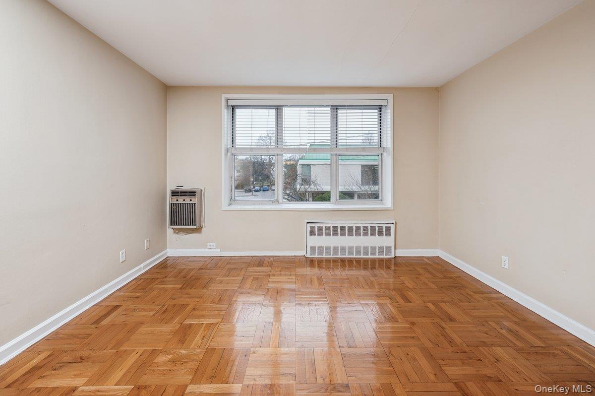 #7 photo, 1 Oakridge Place, Eastchester , NY 10709