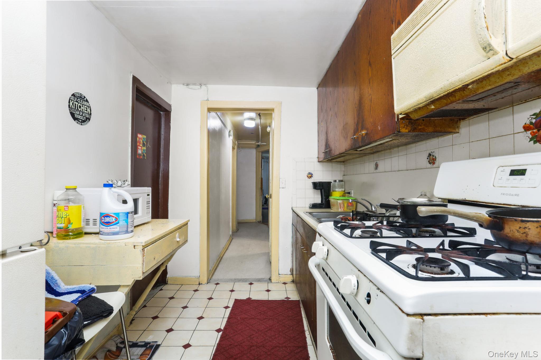#13 photo, 661 Jefferson Place, برونكس Bronx , NY 10456