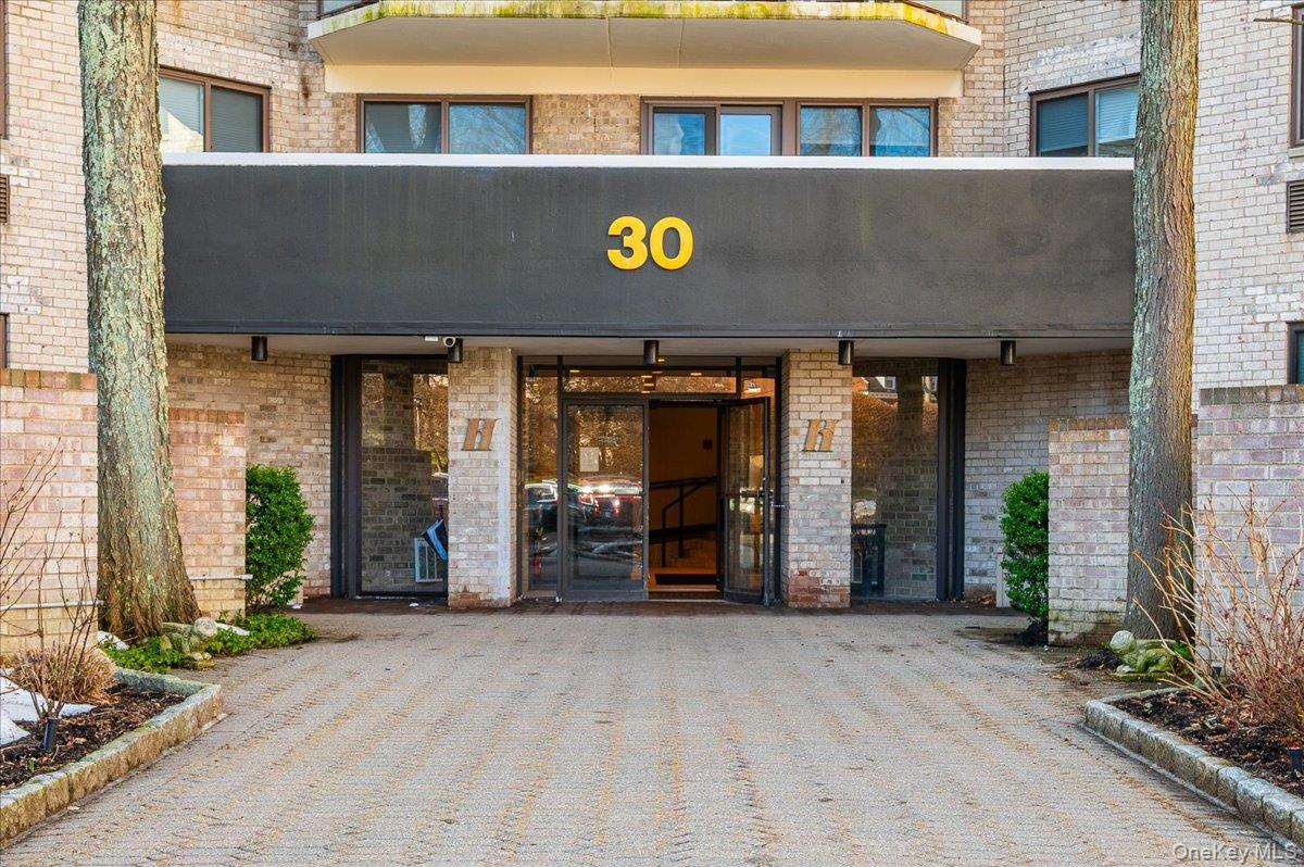 #1 photo, 30 Greenridge Avenue, White Plains , NY 10605