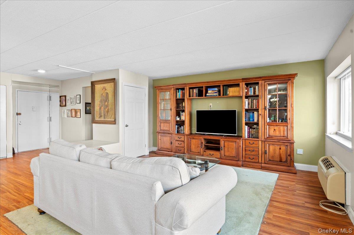 #10 photo, 30 Greenridge Avenue, White Plains , NY 10605