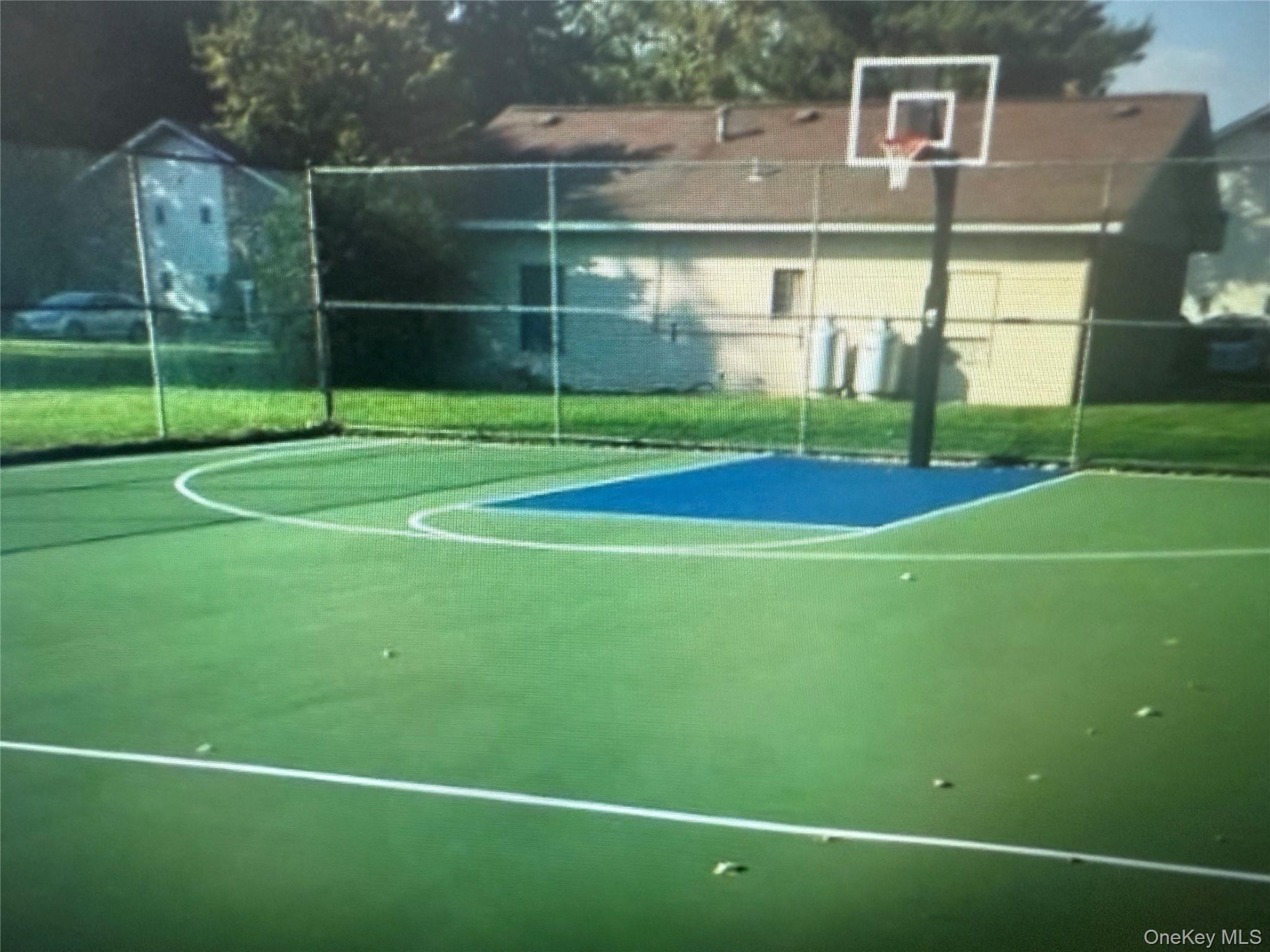 #10 photo, 5 Laramie, सफ़ोक काउंटी Coram , NY 11727