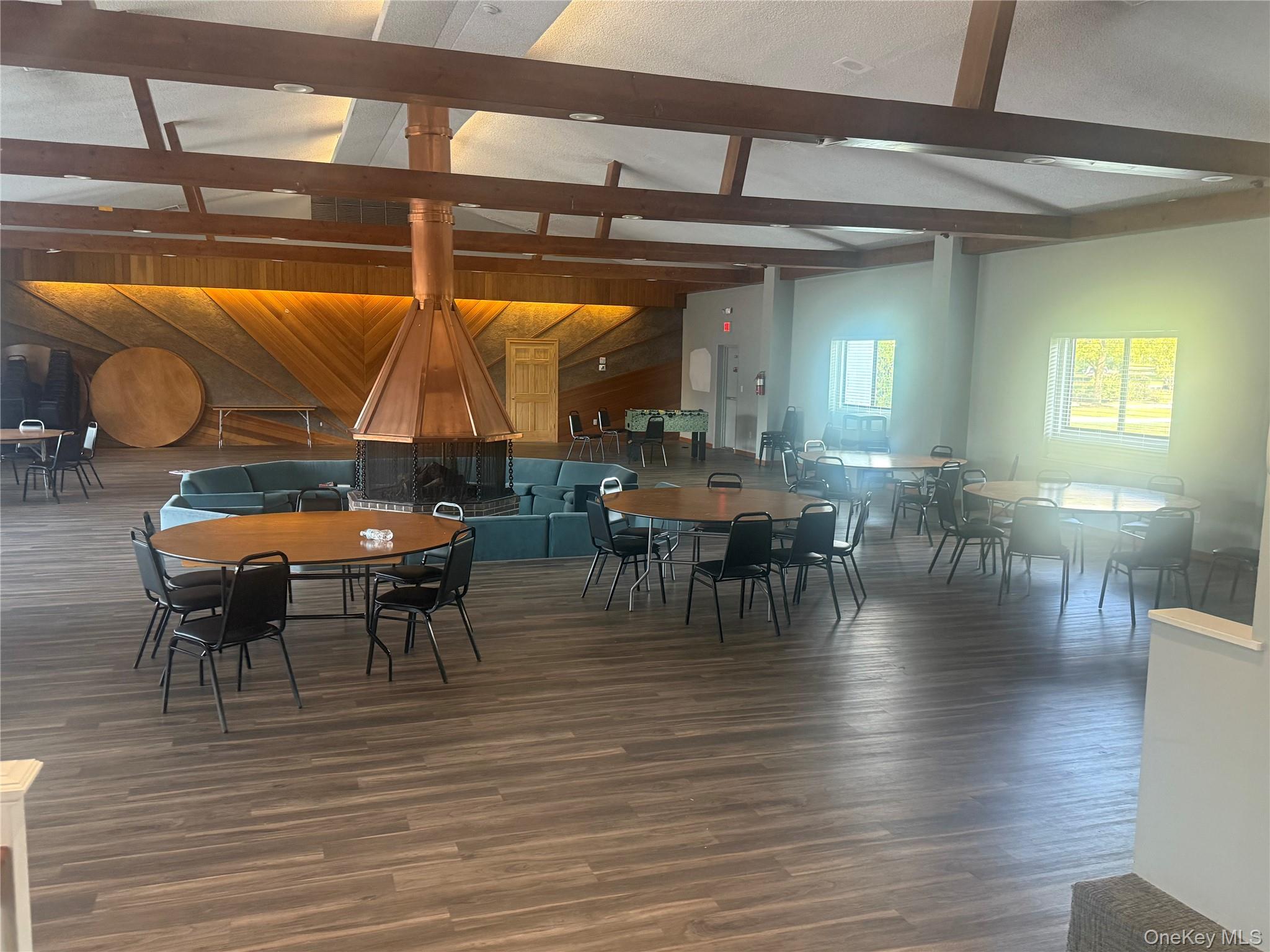 #17 photo, 5 Laramie, सफ़ोक काउंटी Coram , NY 11727