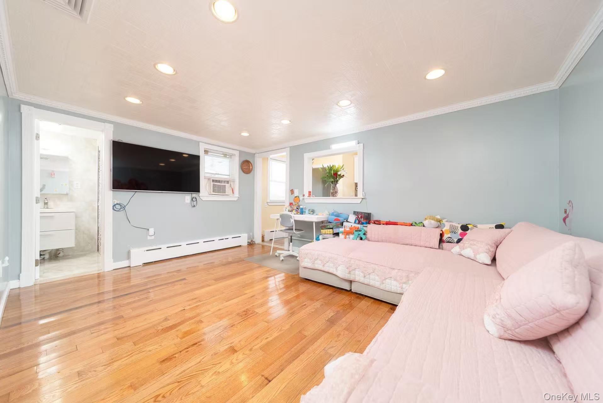 #9 photo, 10 Church street, Куинс ‖ Howard Beach , NY 11414