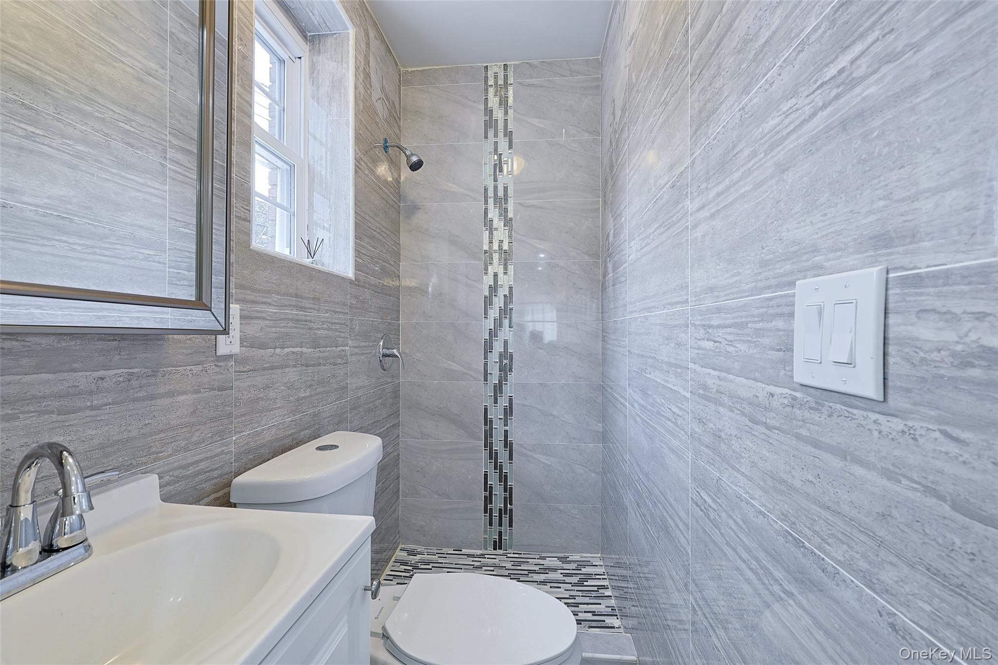 #12 photo, 19168 115th Road, Saint Albans , NY 11412