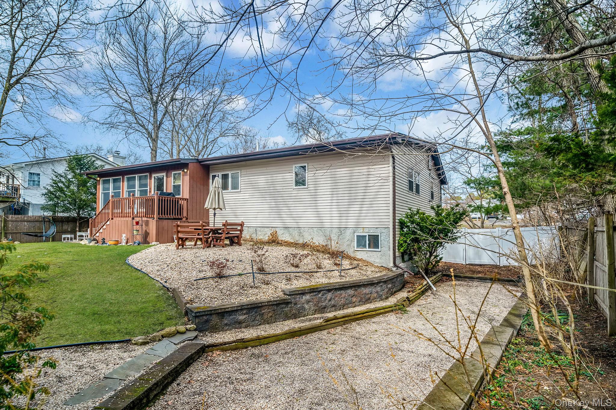 #12 photo, 76 Hollywood Avenue, 롱 아일랜드 Selden , NY 11784