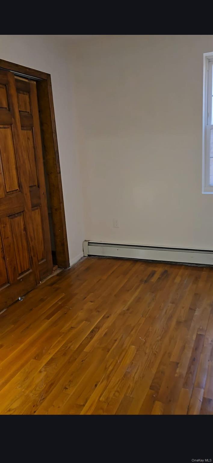 #4 photo, 12728 103rd Road, Richmond Hill S. , NY 11419