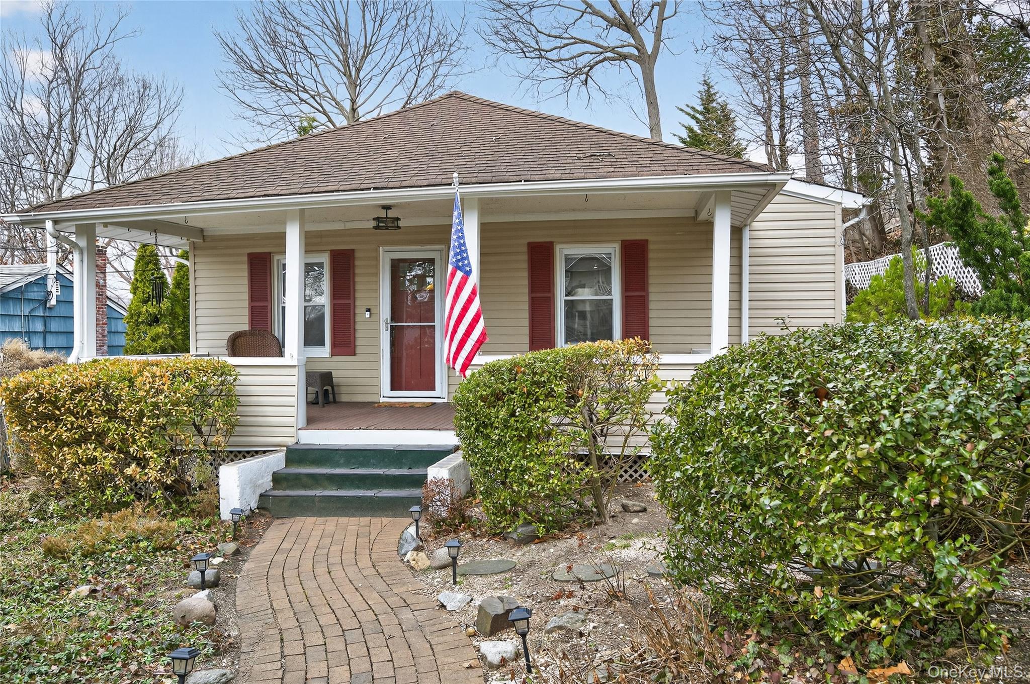 #1 photo, 15 Dune Court, Northport , NY 11768