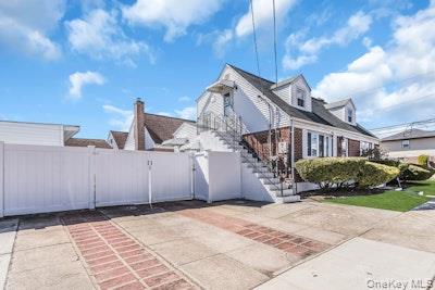 #3 photo, 62 Ash Street, 롱 아일랜드 Valley Stream , NY 11580