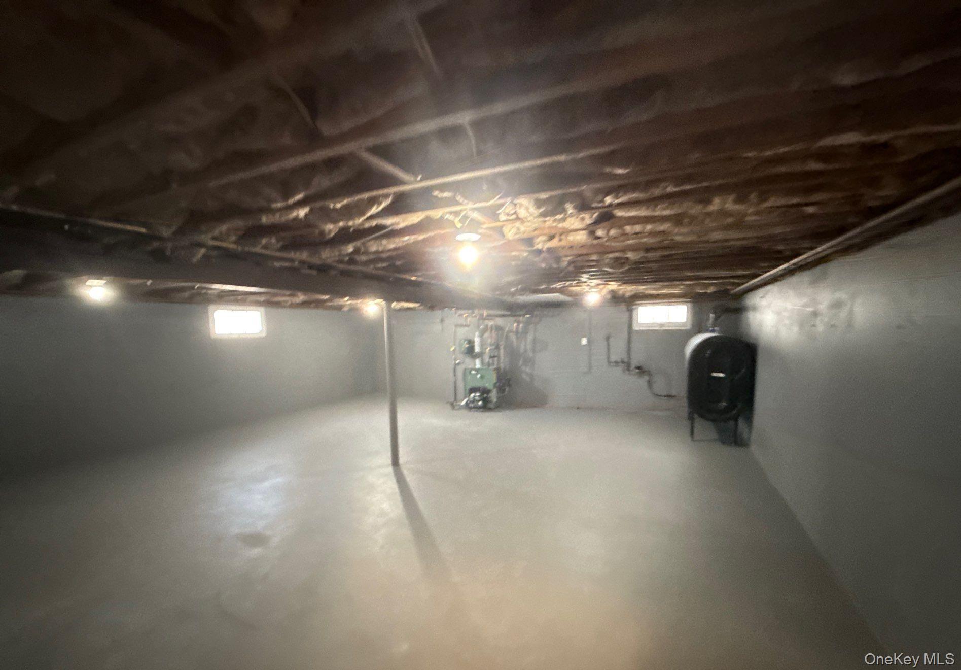 #18 photo, 201 Brookside Avenue, Нассау ‖ Roosevelt , NY 11575