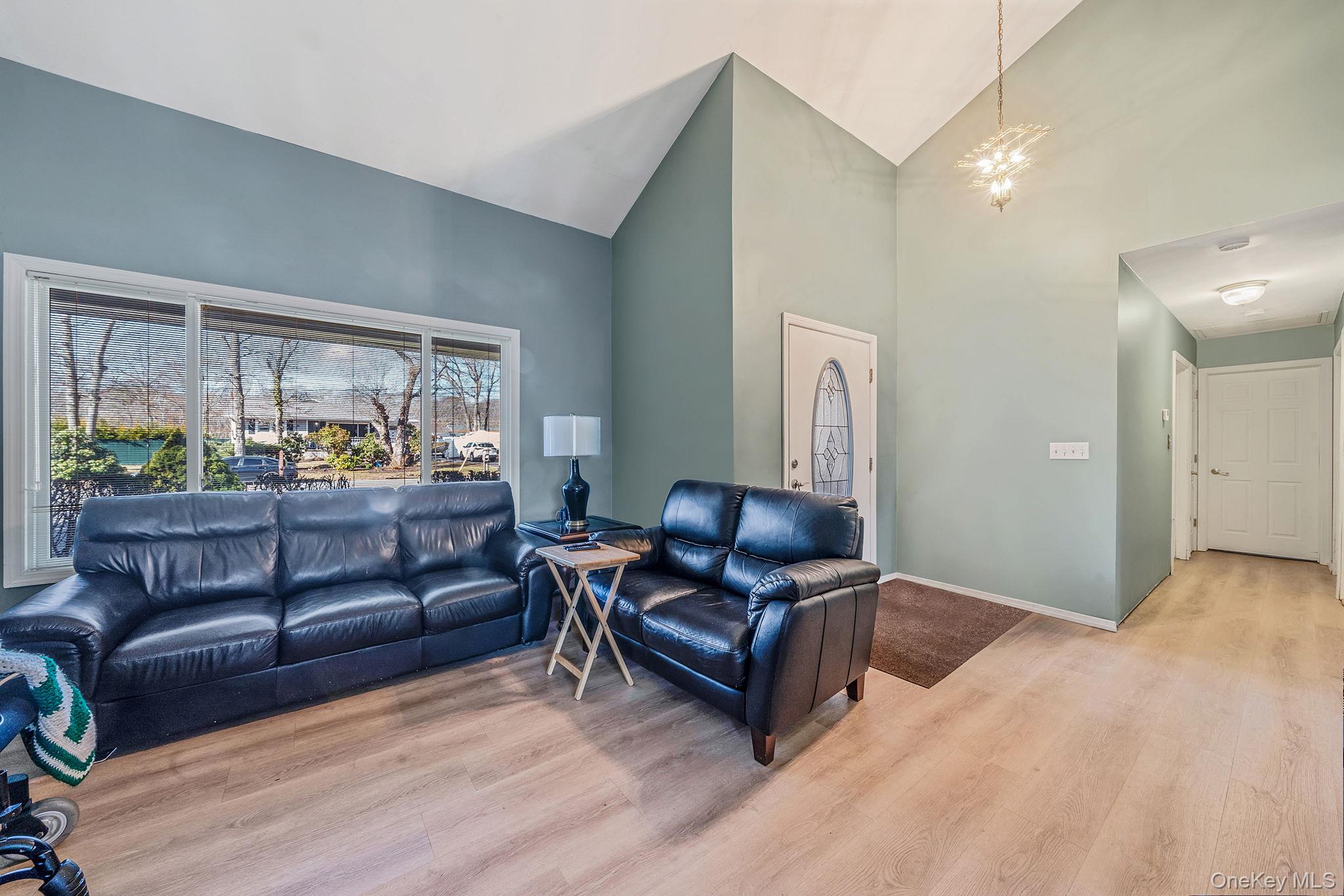 #8 photo, 77 Propose Road, Shirley , NY 11967