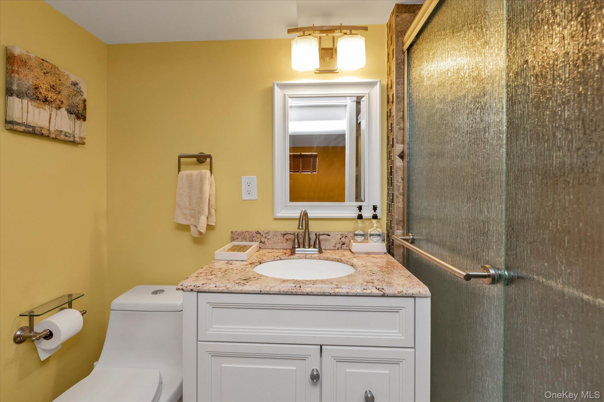 #15 photo, 147-08 259th Street, कुईंस Rosedale , NY 11422