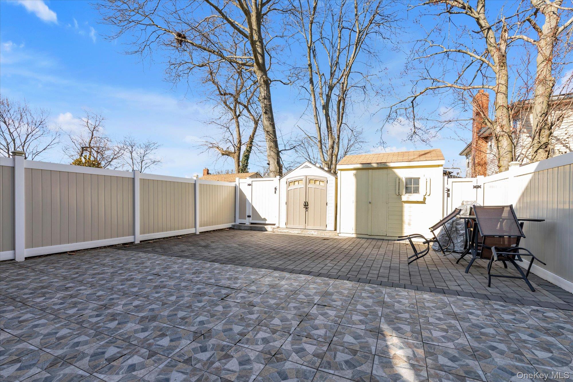 #17 photo, 147-08 259th Street, कुईंस Rosedale , NY 11422