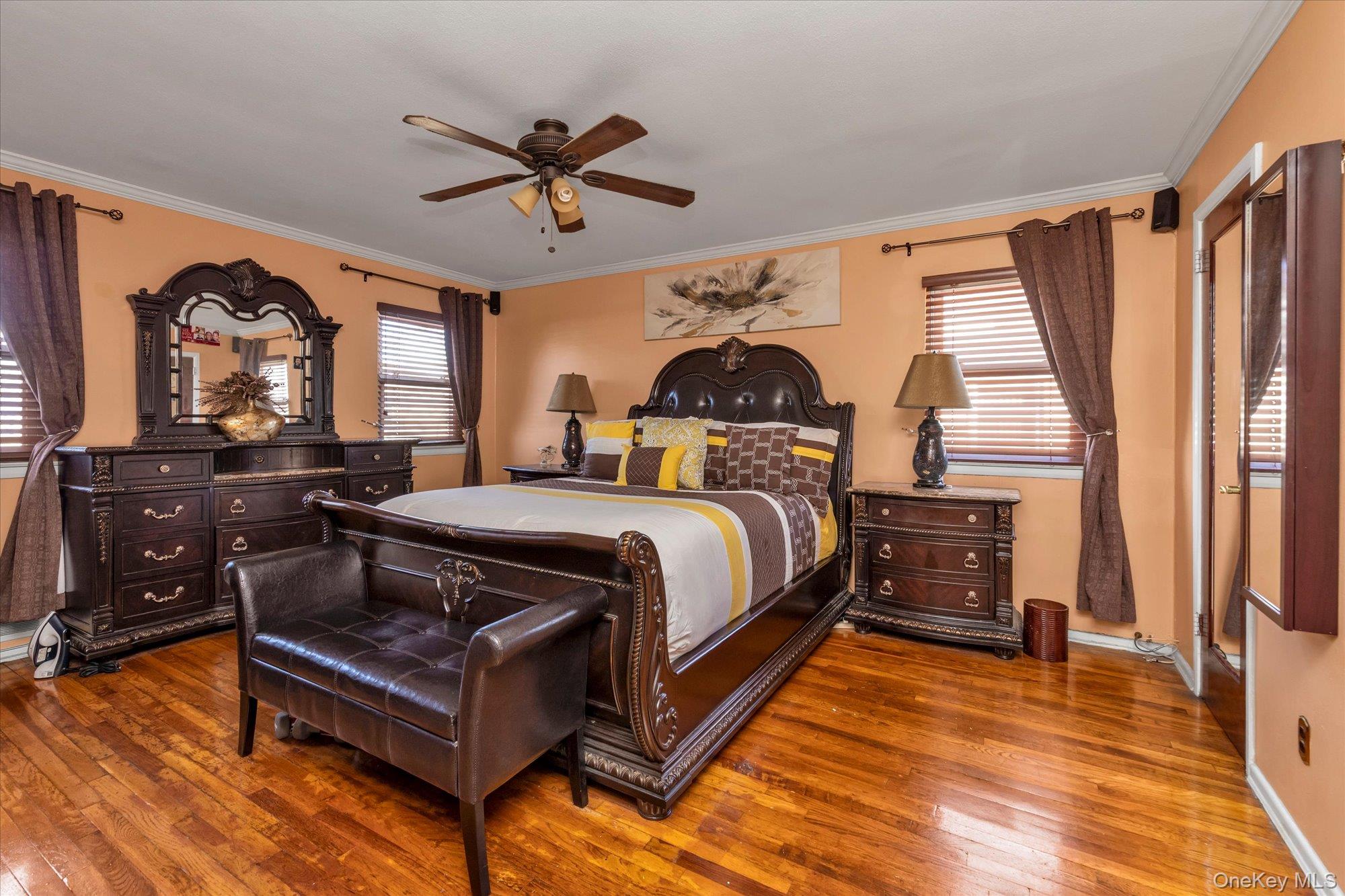 #9 photo, 147-08 259th Street, कुईंस Rosedale , NY 11422