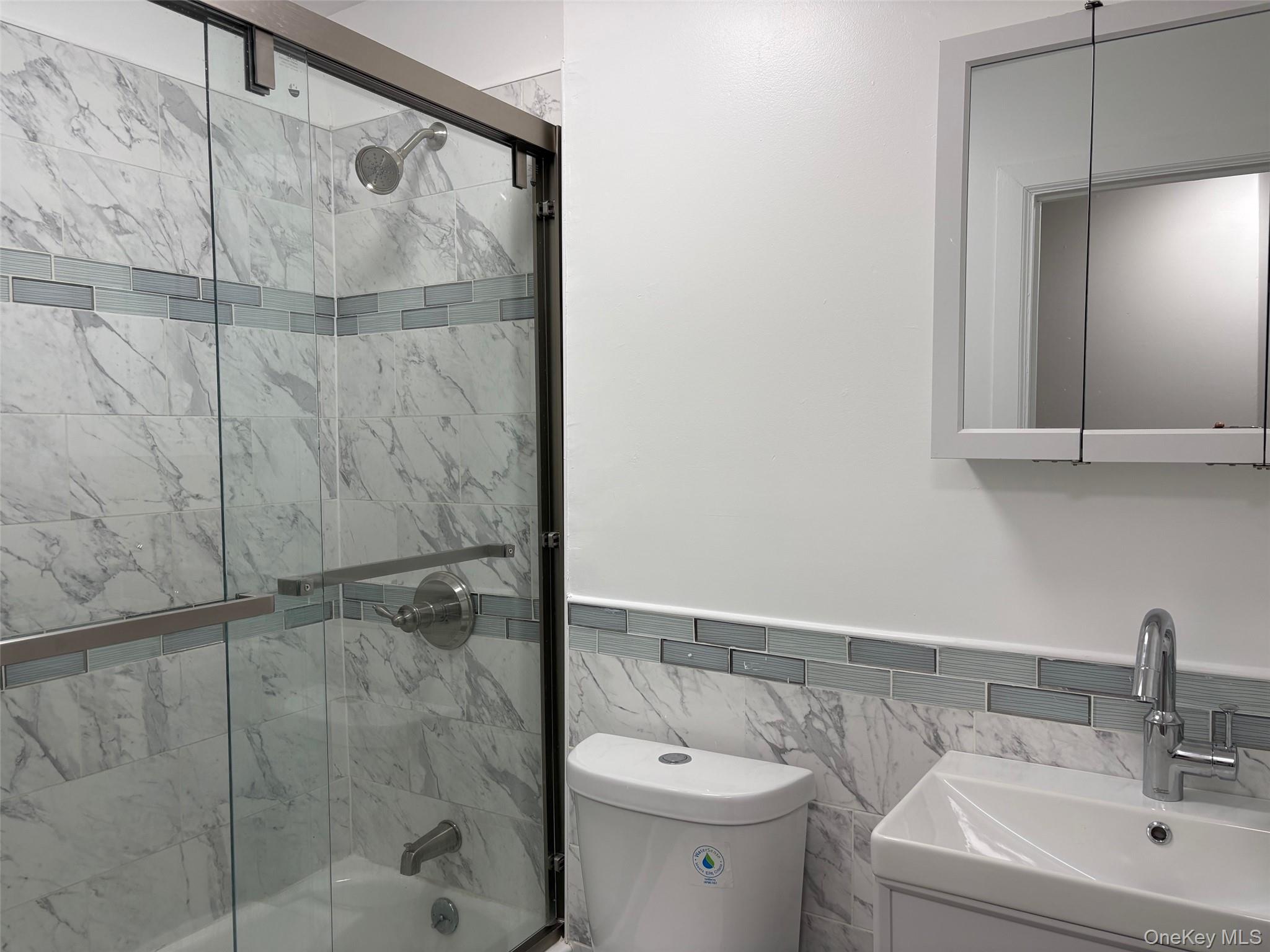 #14 photo, 10630 156th Street, कुईंस Jamaica , NY 11433