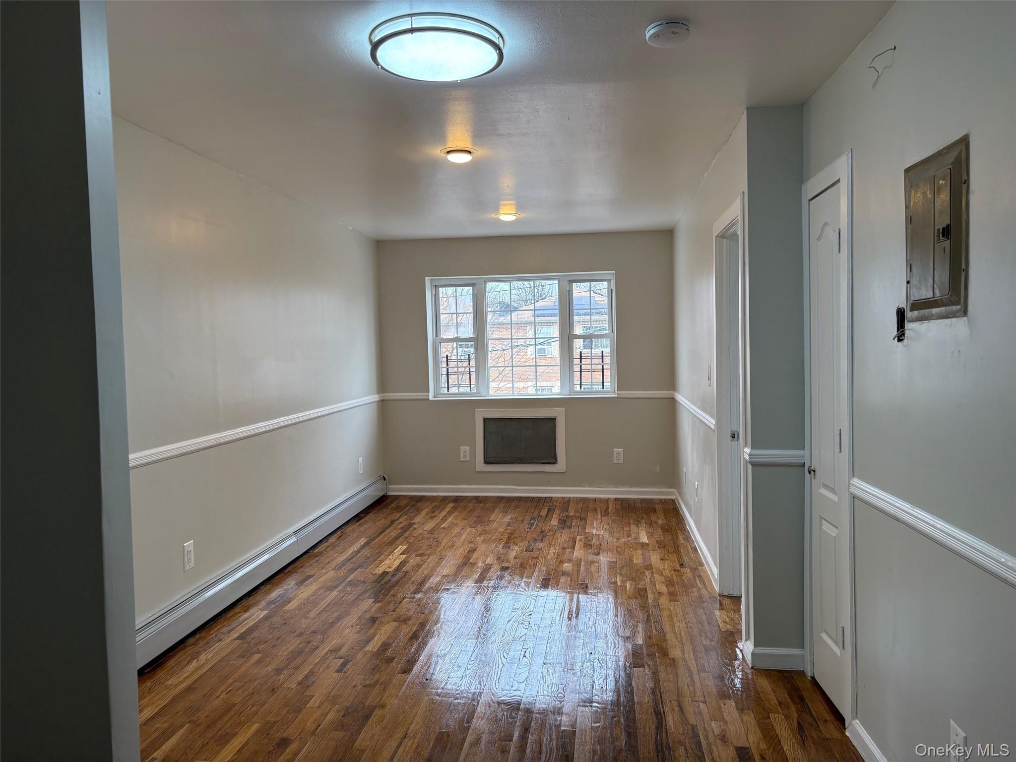 #18 photo, 10630 156th Street, कुईंस Jamaica , NY 11433