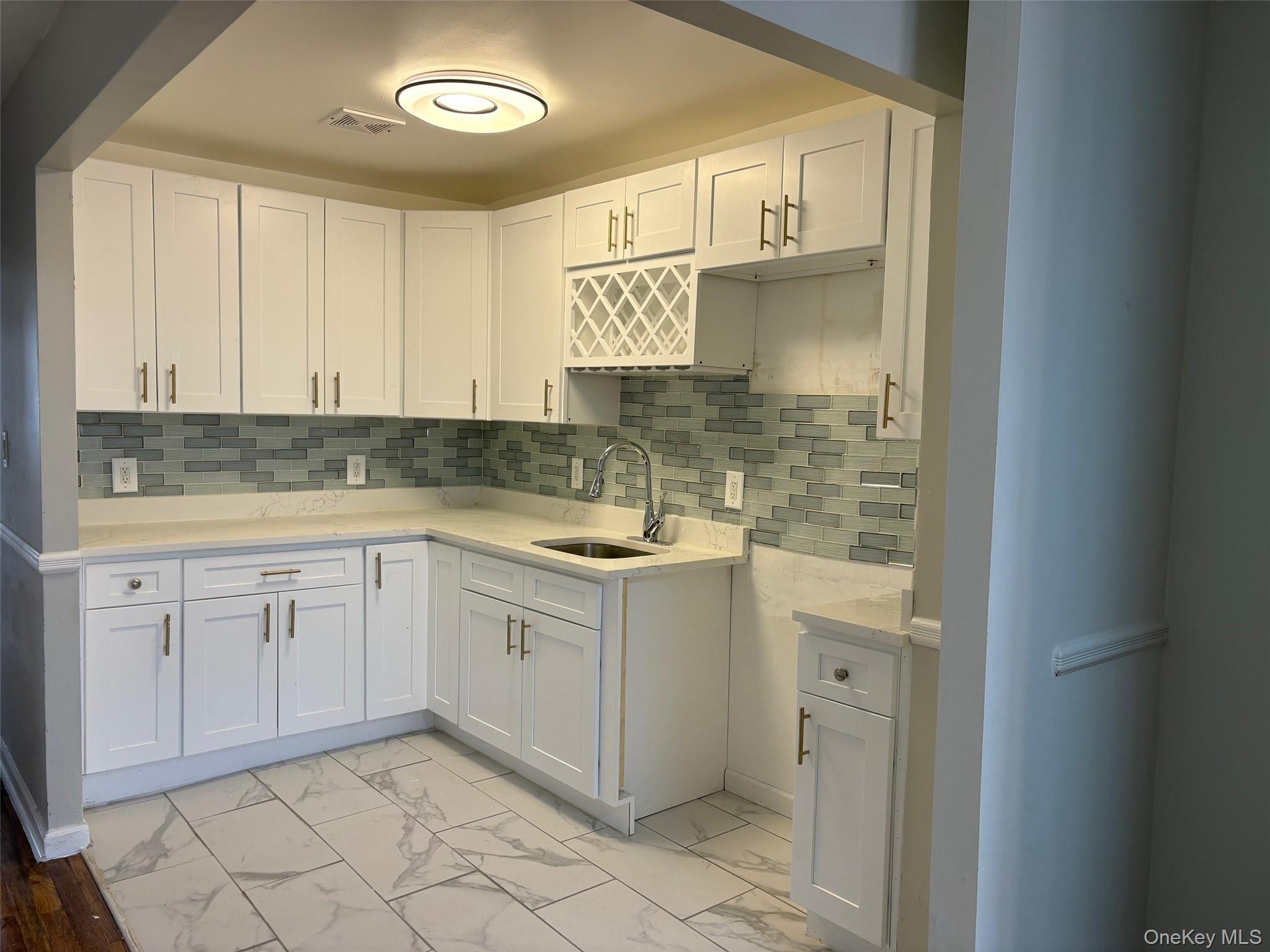 #20 photo, 10630 156th Street, कुईंस Jamaica , NY 11433