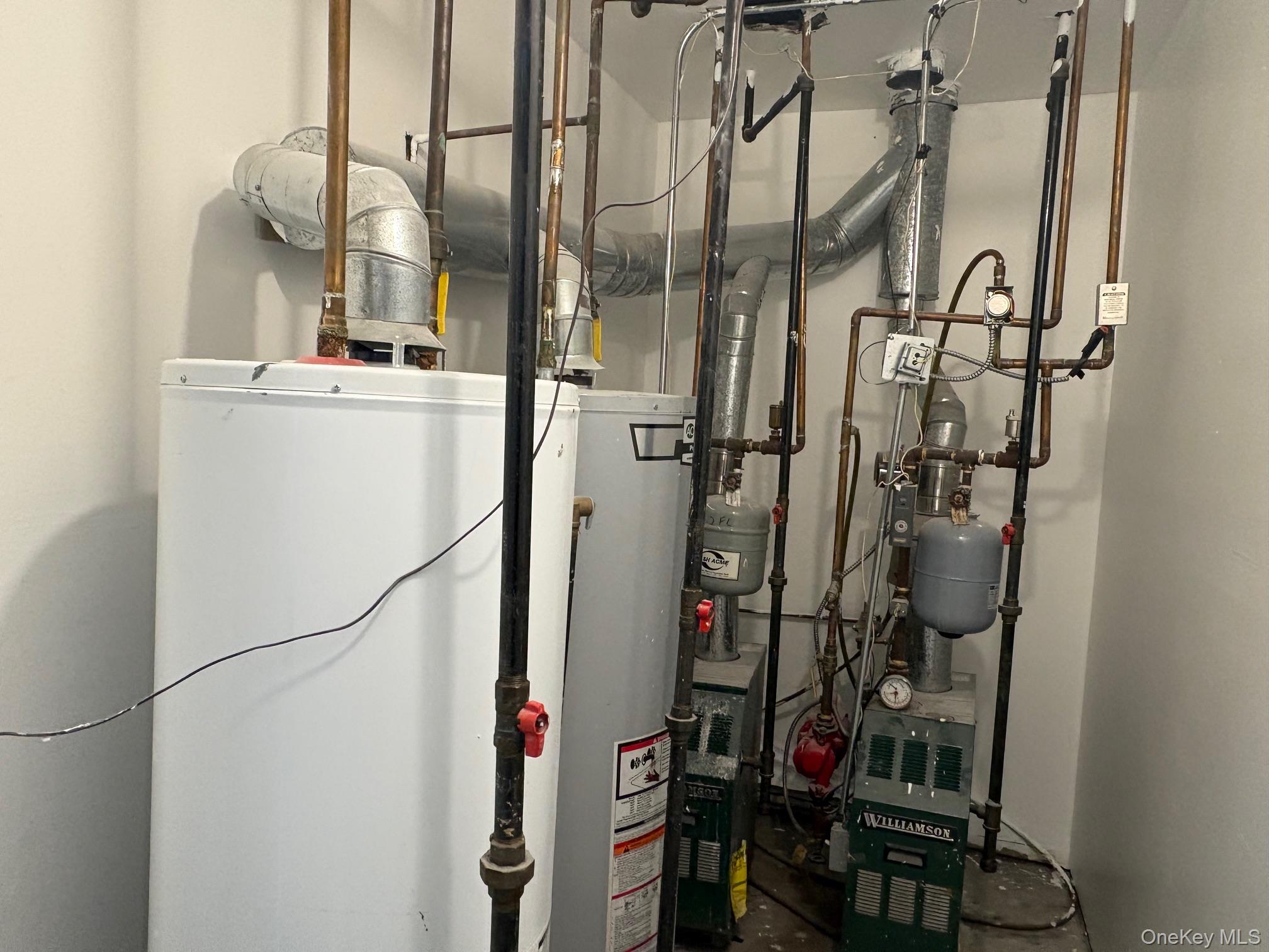 #8 photo, 10630 156th Street, कुईंस Jamaica , NY 11433