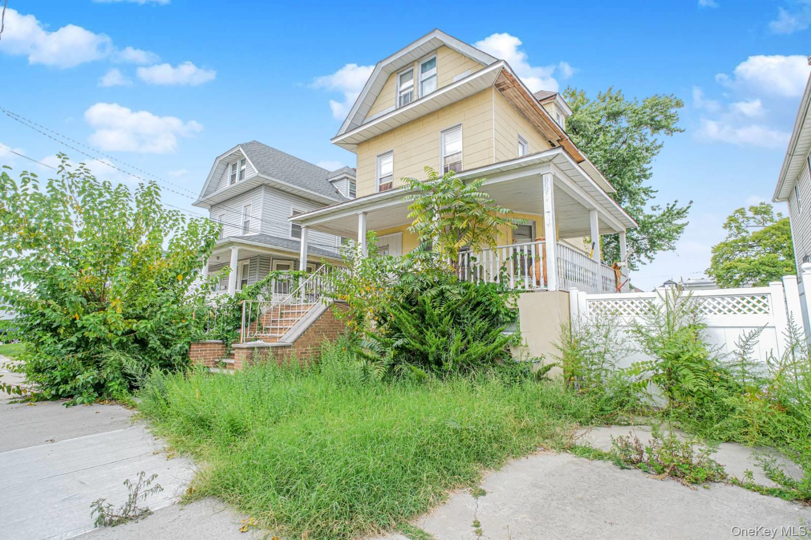 #2 photo, 6932 Burchell Avenue, كوينز Arverne , NY 11692