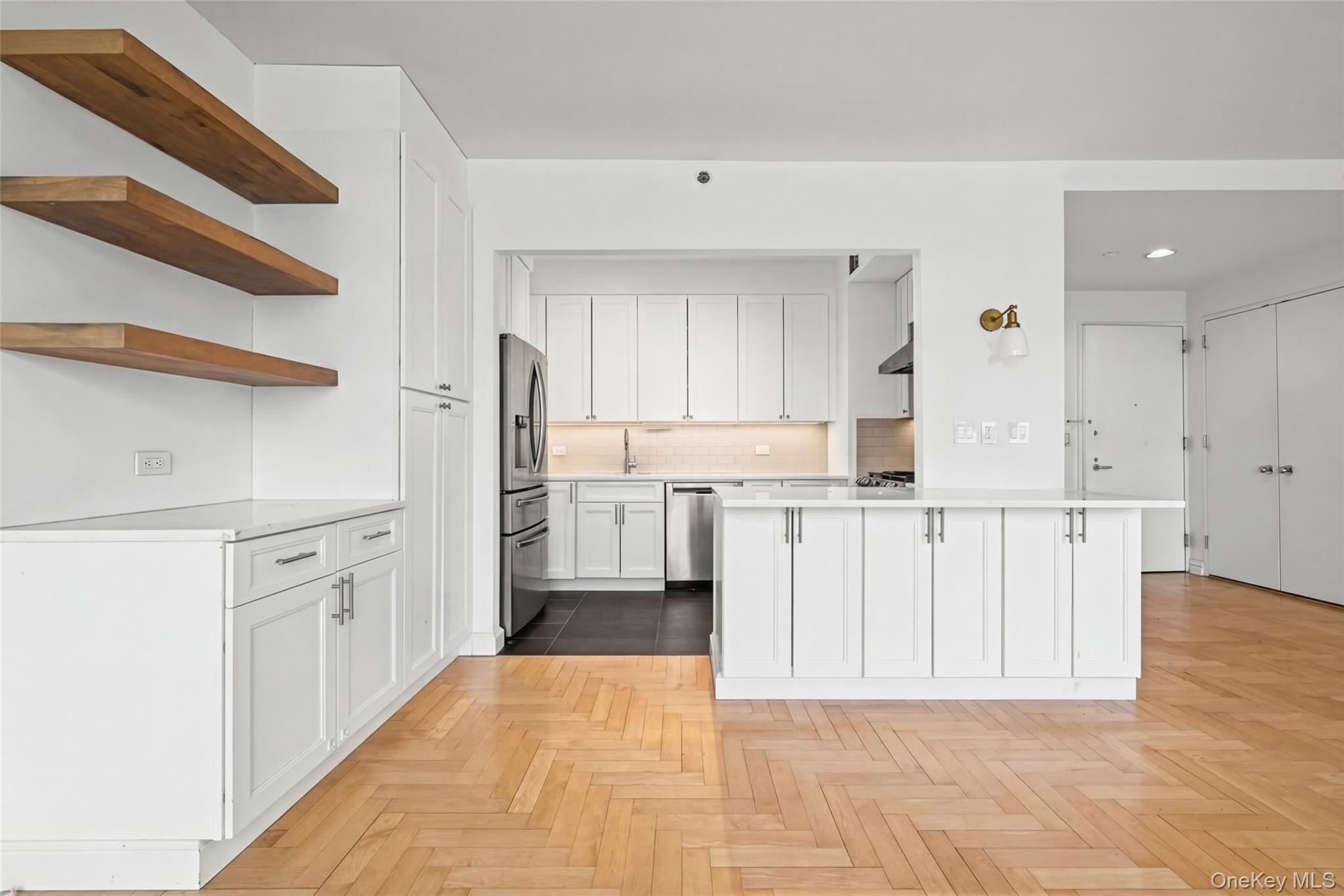 #10 photo, 220 Riverside Boulevard, Манхэттен ‖ New York (Manhattan) , NY 10069