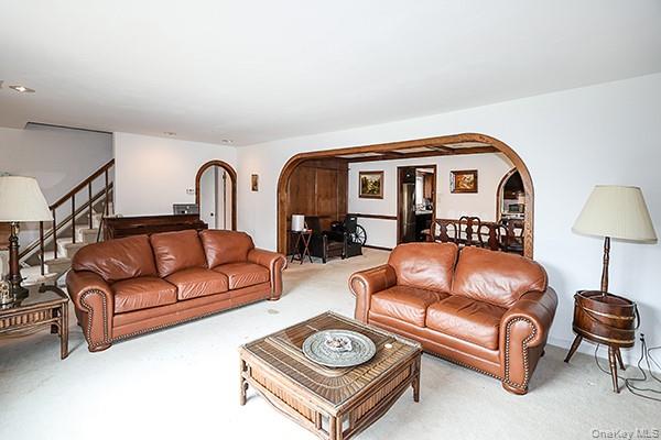 #11 photo, 45 Weir Lane, Locust Valley , NY 11560