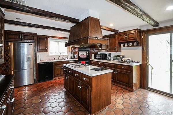 #16 photo, 45 Weir Lane, Locust Valley , NY 11560