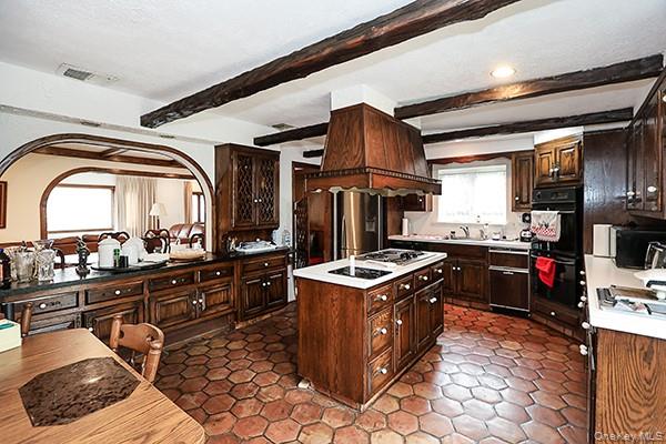 #17 photo, 45 Weir Lane, Locust Valley , NY 11560