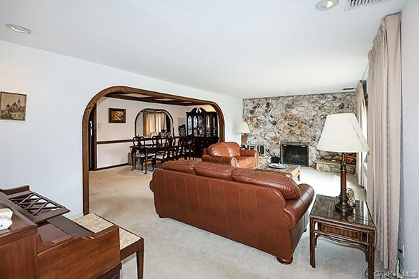 #8 photo, 45 Weir Lane, Locust Valley , NY 11560