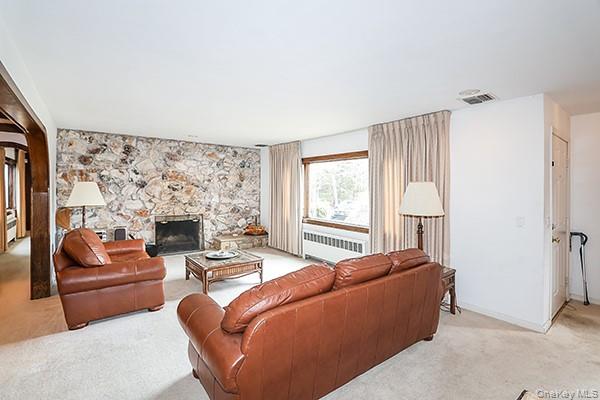 #9 photo, 45 Weir Lane, Locust Valley , NY 11560