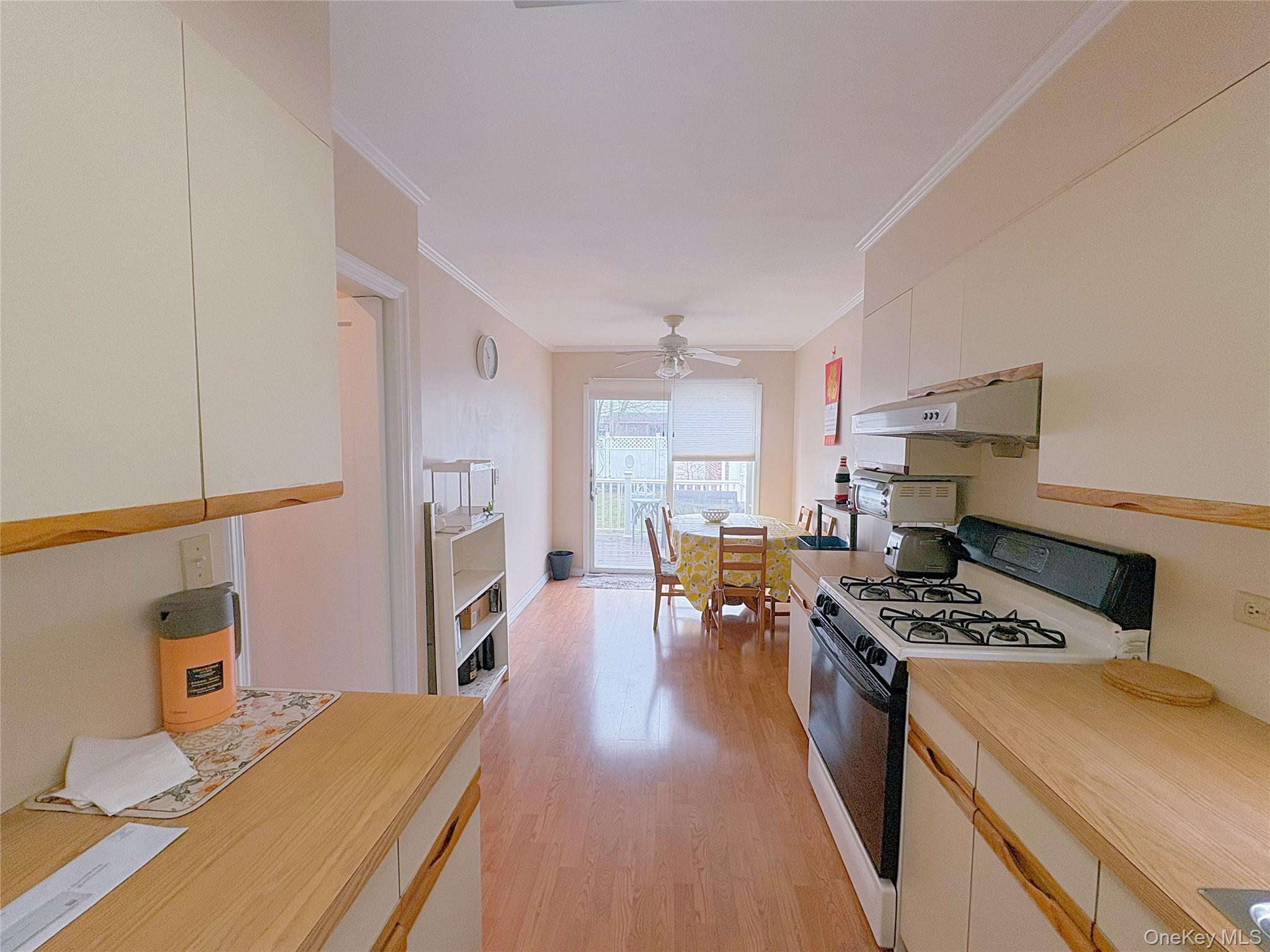 #10 photo, 5836 Bell Boulevard, Bayside , NY 11364