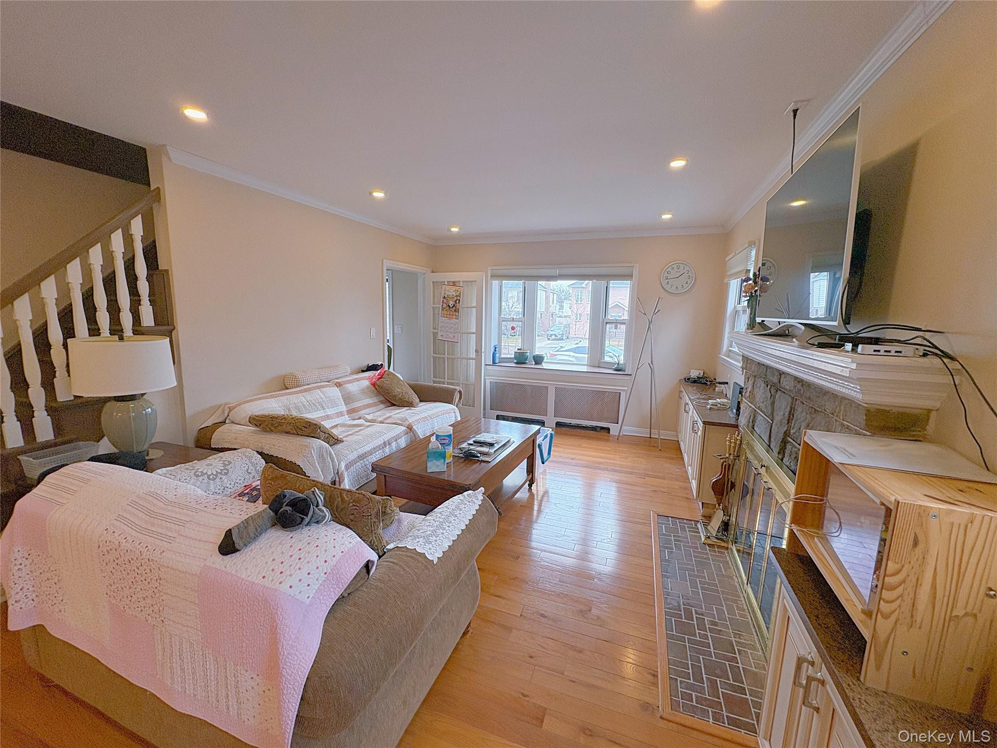 #3 photo, 5836 Bell Boulevard, Bayside , NY 11364