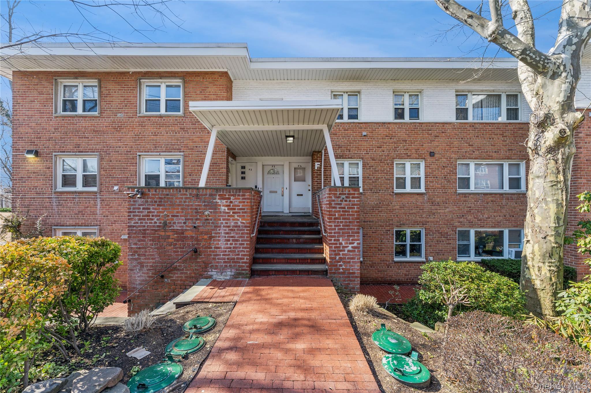 #1 photo, 200 South Middle Neck Road, नासाउ काउंटी Great Neck , NY 11021