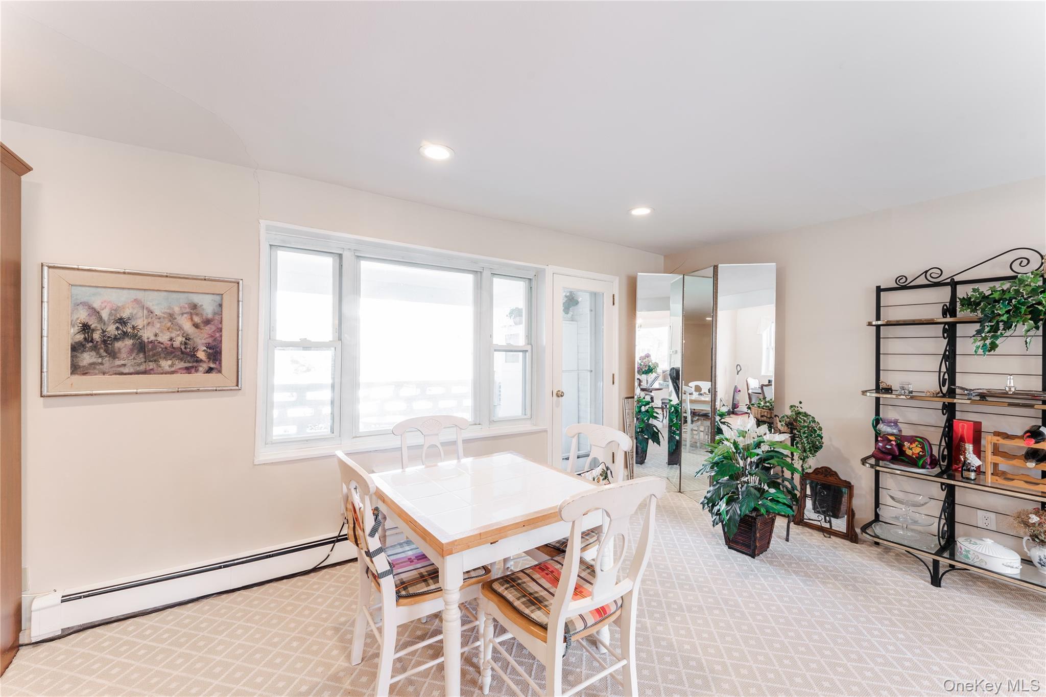 #13 photo, 200 South Middle Neck Road, नासाउ काउंटी Great Neck , NY 11021