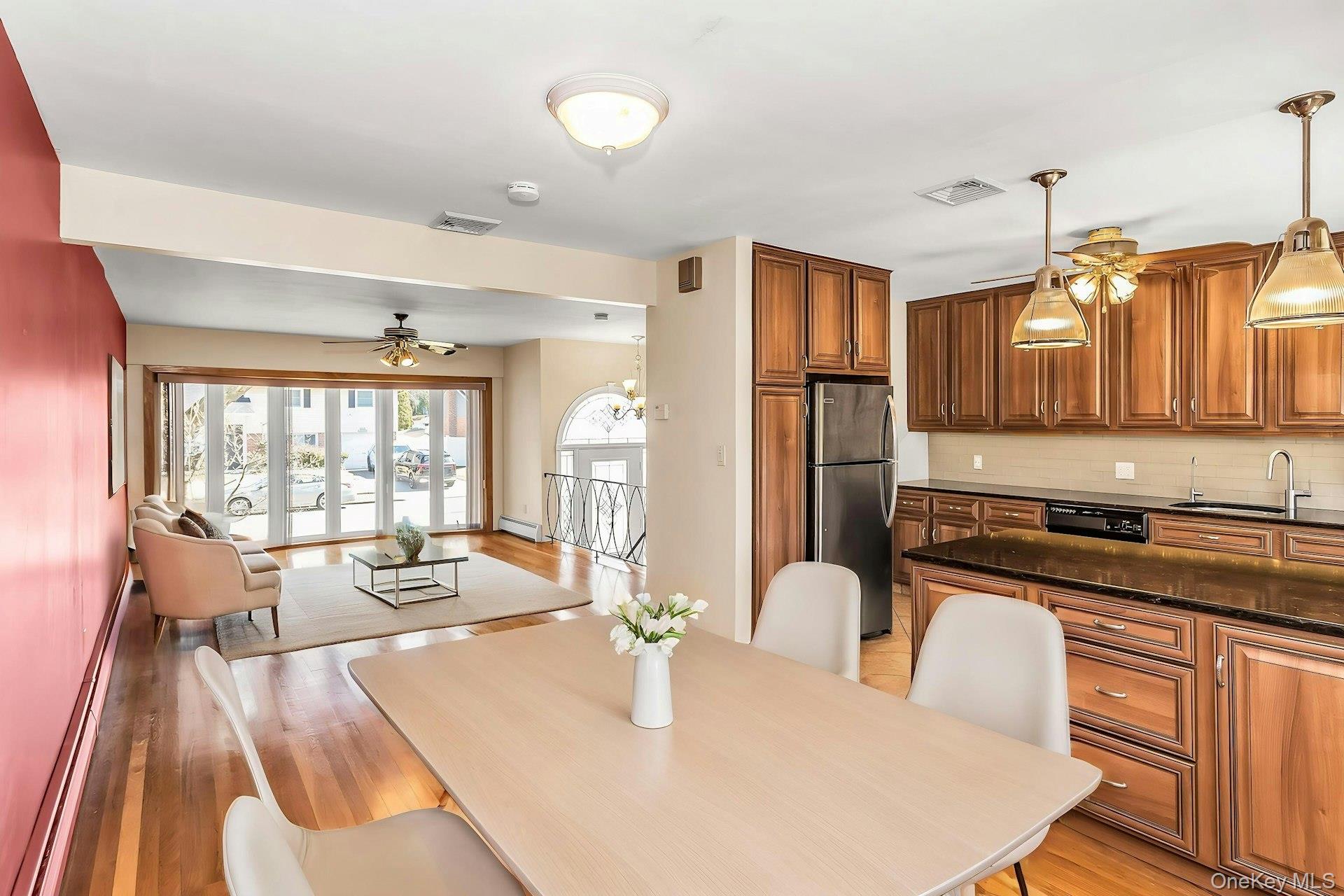 #13 photo, 71 Lea Ann Terrace, 長島 Wantagh , NY 11793