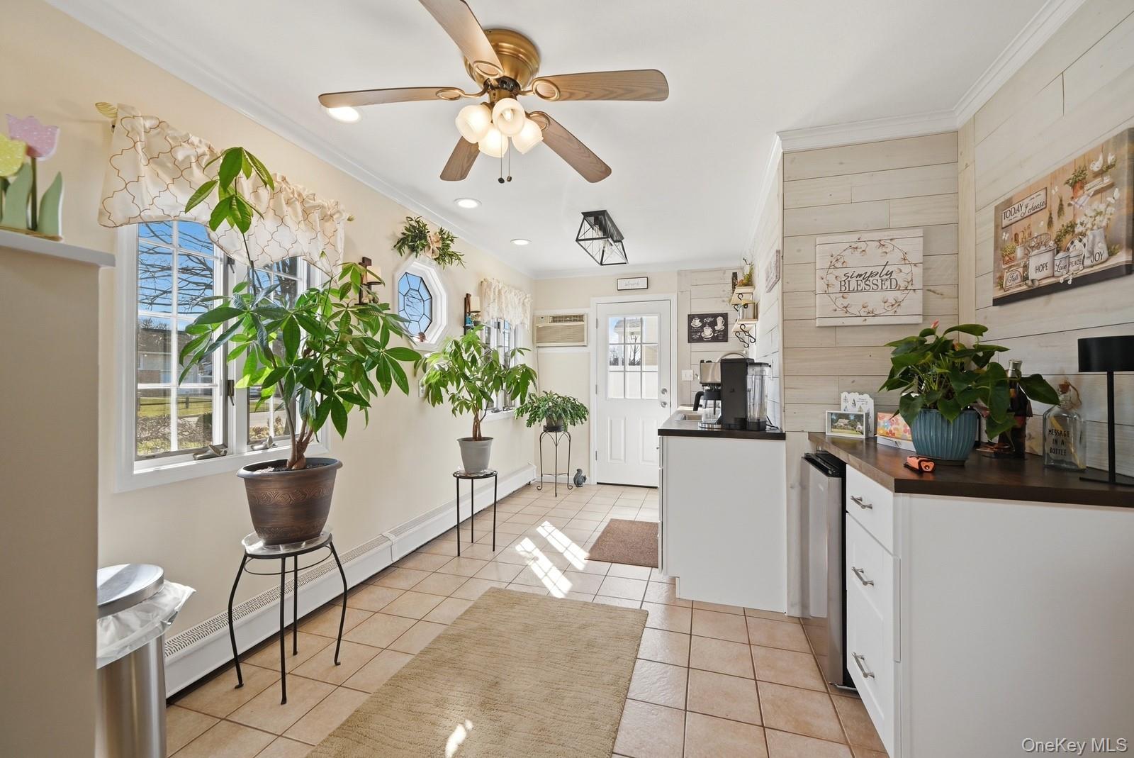 #16 photo, 628 Peter Paul Drive, 東長島 West Islip , NY 11795