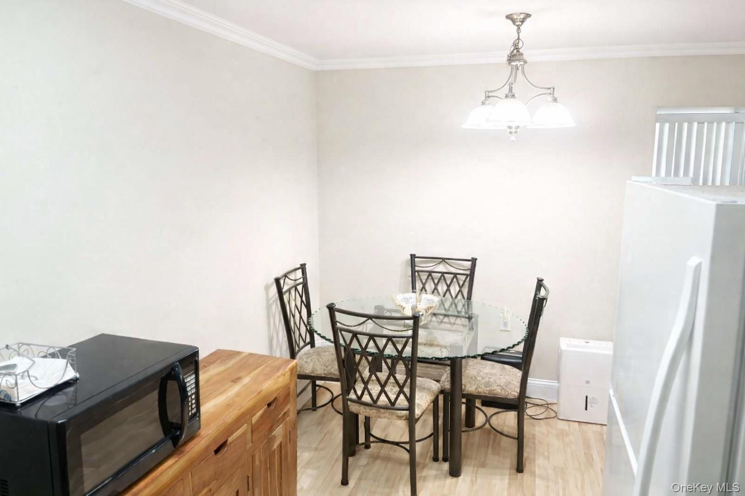 #5 photo, 395 Woodbridge Drive, Ridge , NY 11961