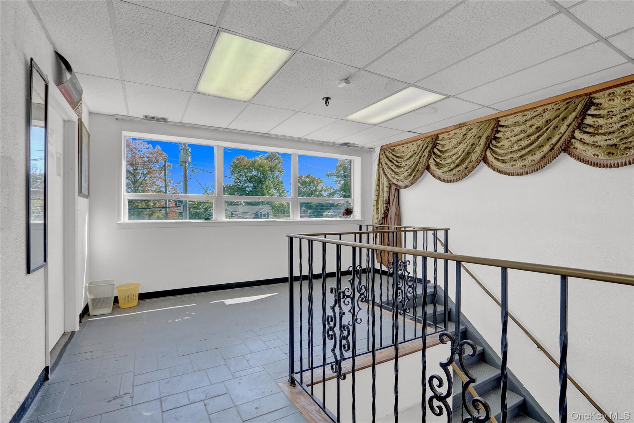 #5 photo, 1438 Wantagh Avenue, ناسو Wantagh , NY 11793