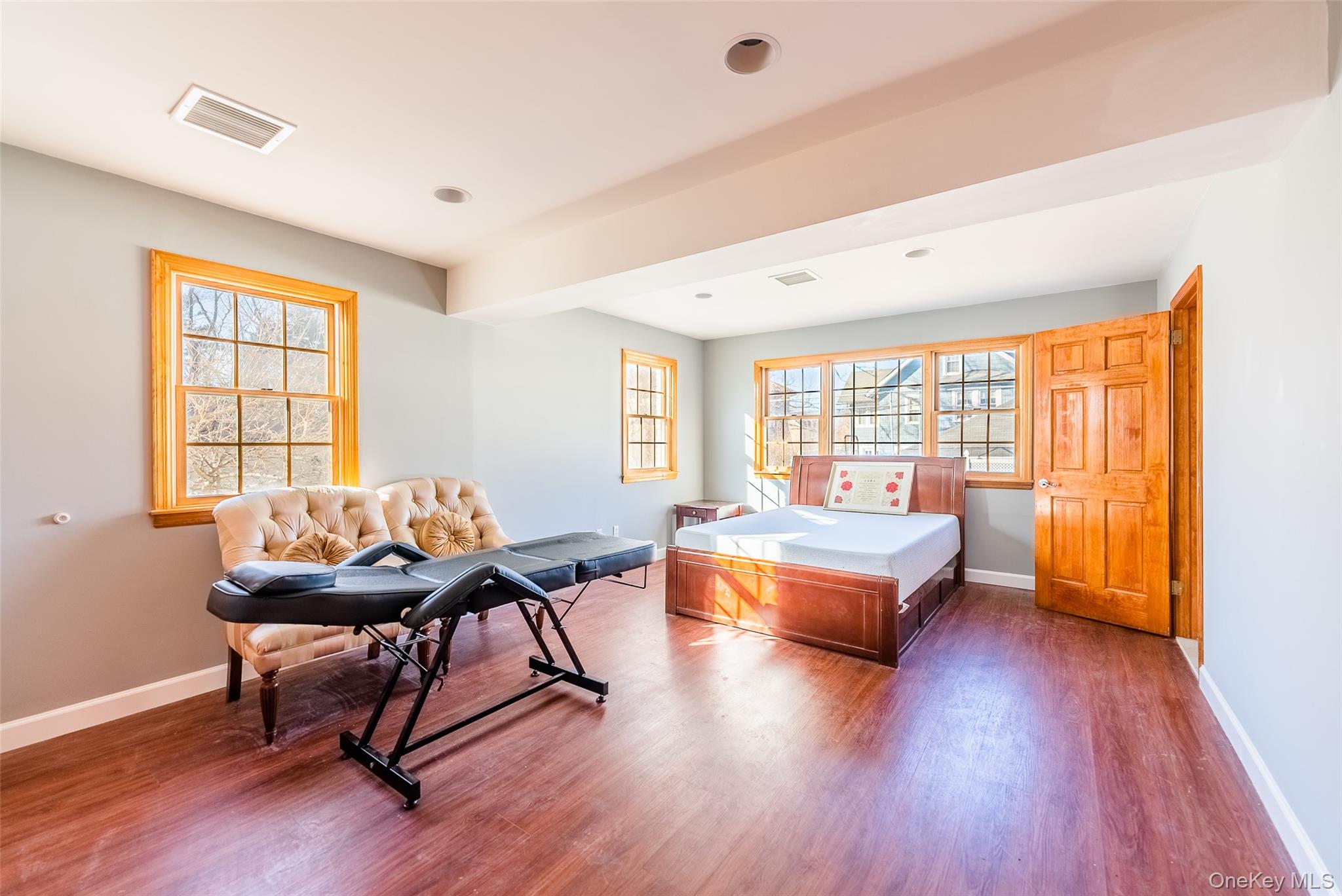 #11 photo, 45-12 244th Street, Куинс ‖ Little Neck , NY 11362