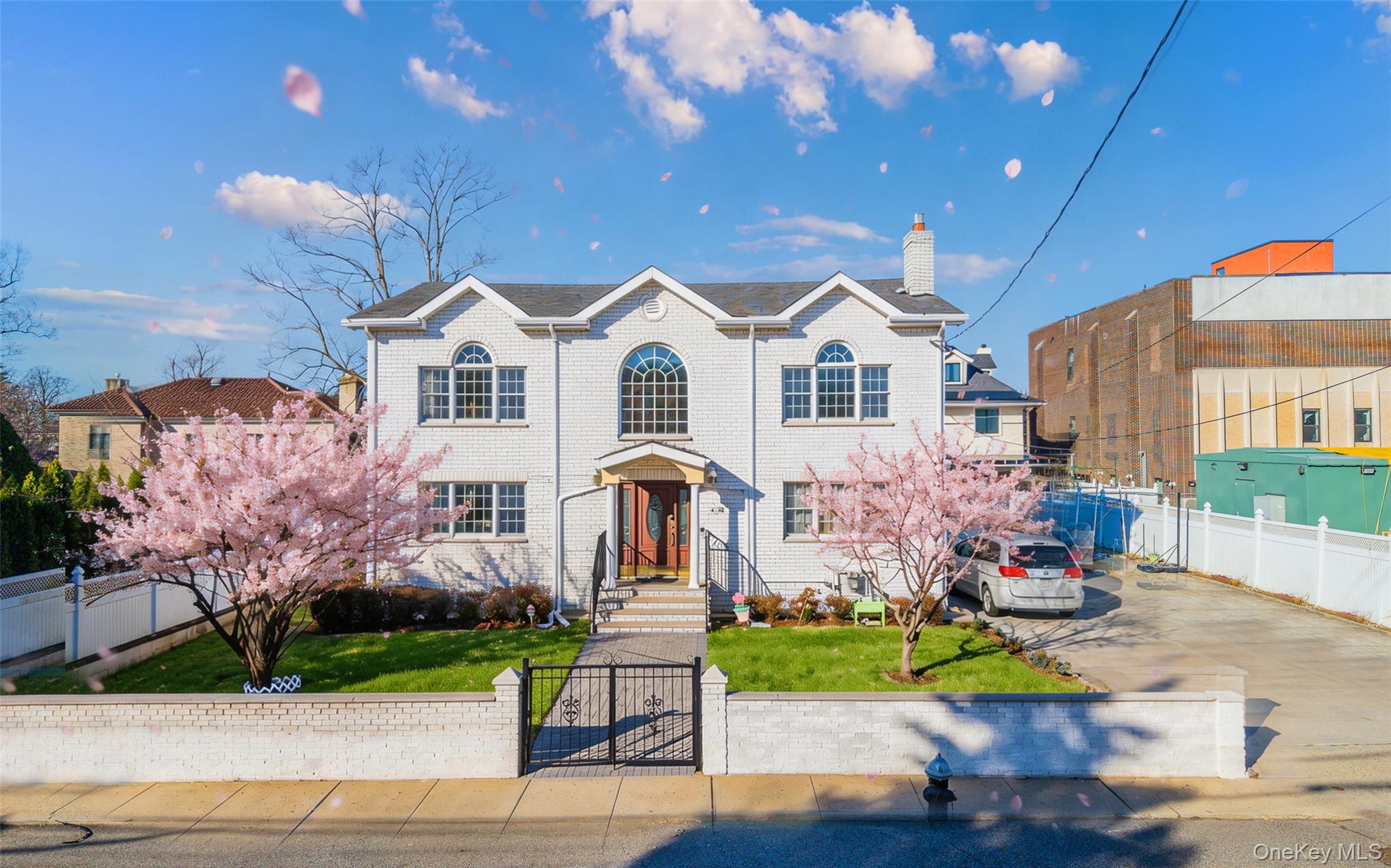 #2 photo, 45-12 244th Street, Куинс ‖ Little Neck , NY 11362