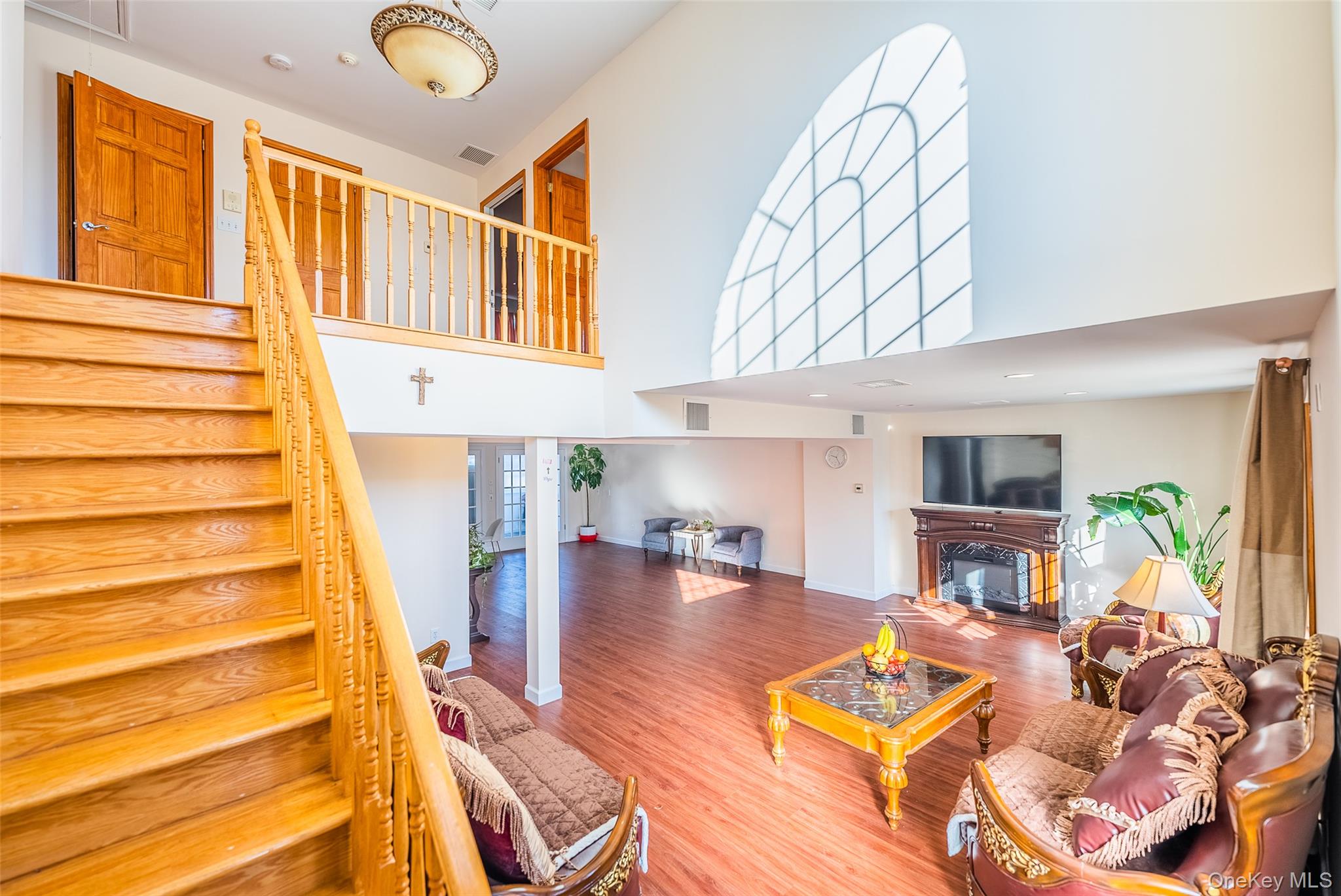 #8 photo, 45-12 244th Street, Куинс ‖ Little Neck , NY 11362