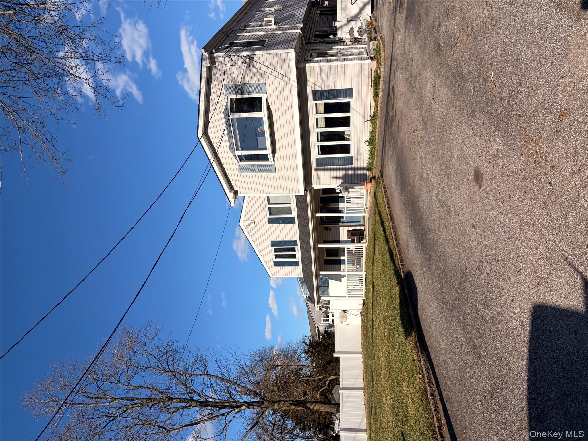 #2 photo, 111 Fuller Avenue, সাফোক কাউন্টি Islip , NY 11751