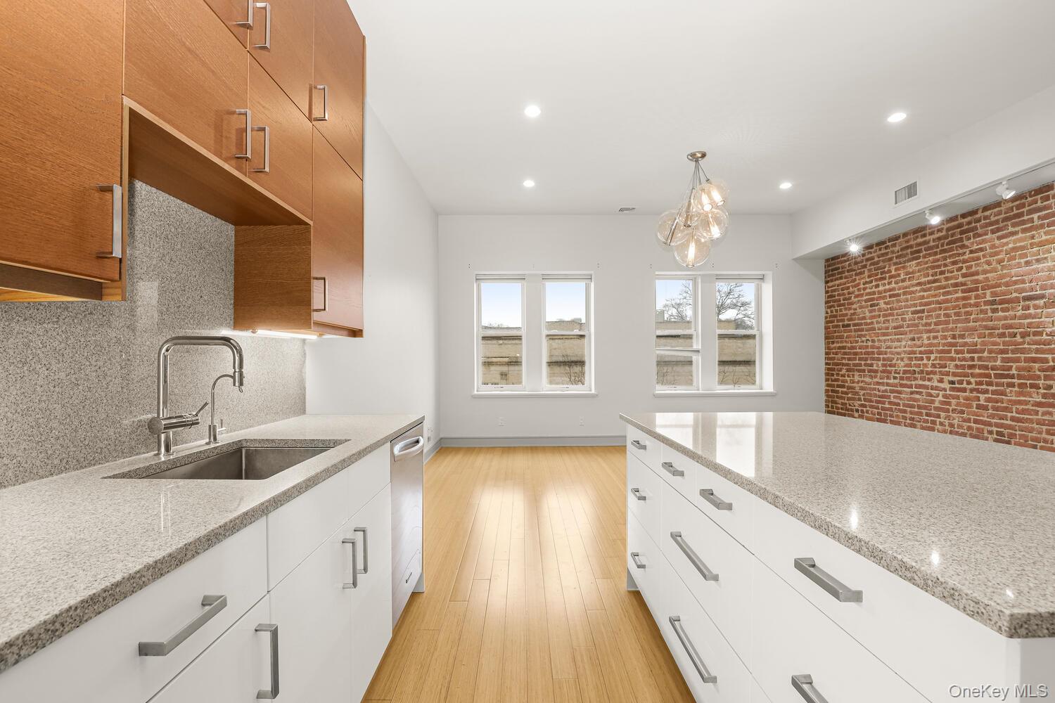 #10 photo, 343 Greenwich Avenue, 코네티컷주 Greenwich , CT 06830