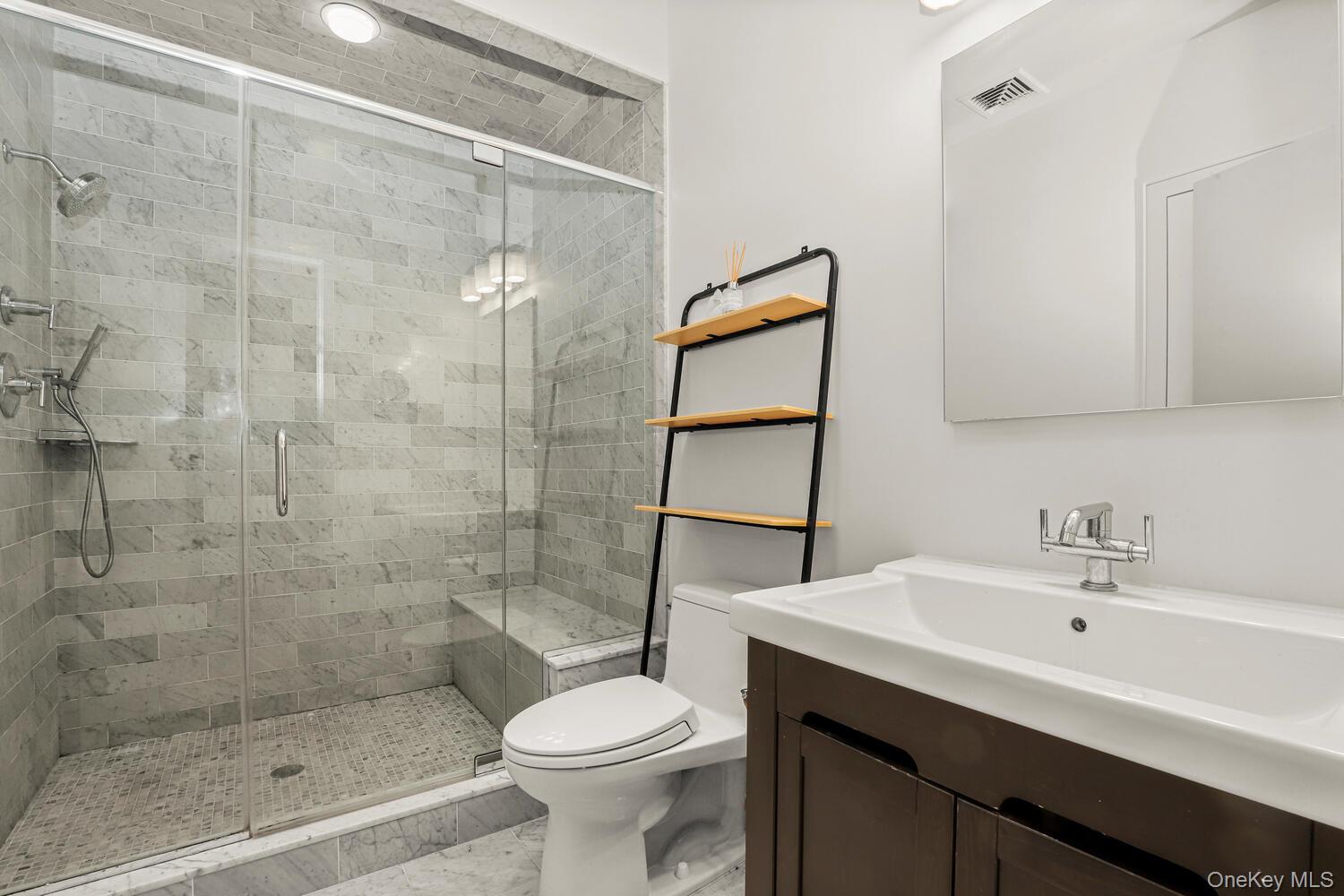 #14 photo, 343 Greenwich Avenue, 코네티컷주 Greenwich , CT 06830