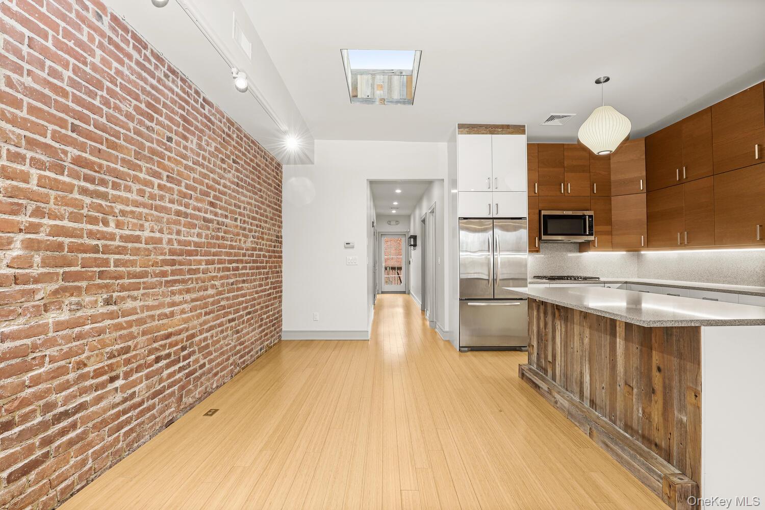 #2 photo, 343 Greenwich Avenue, 코네티컷주 Greenwich , CT 06830