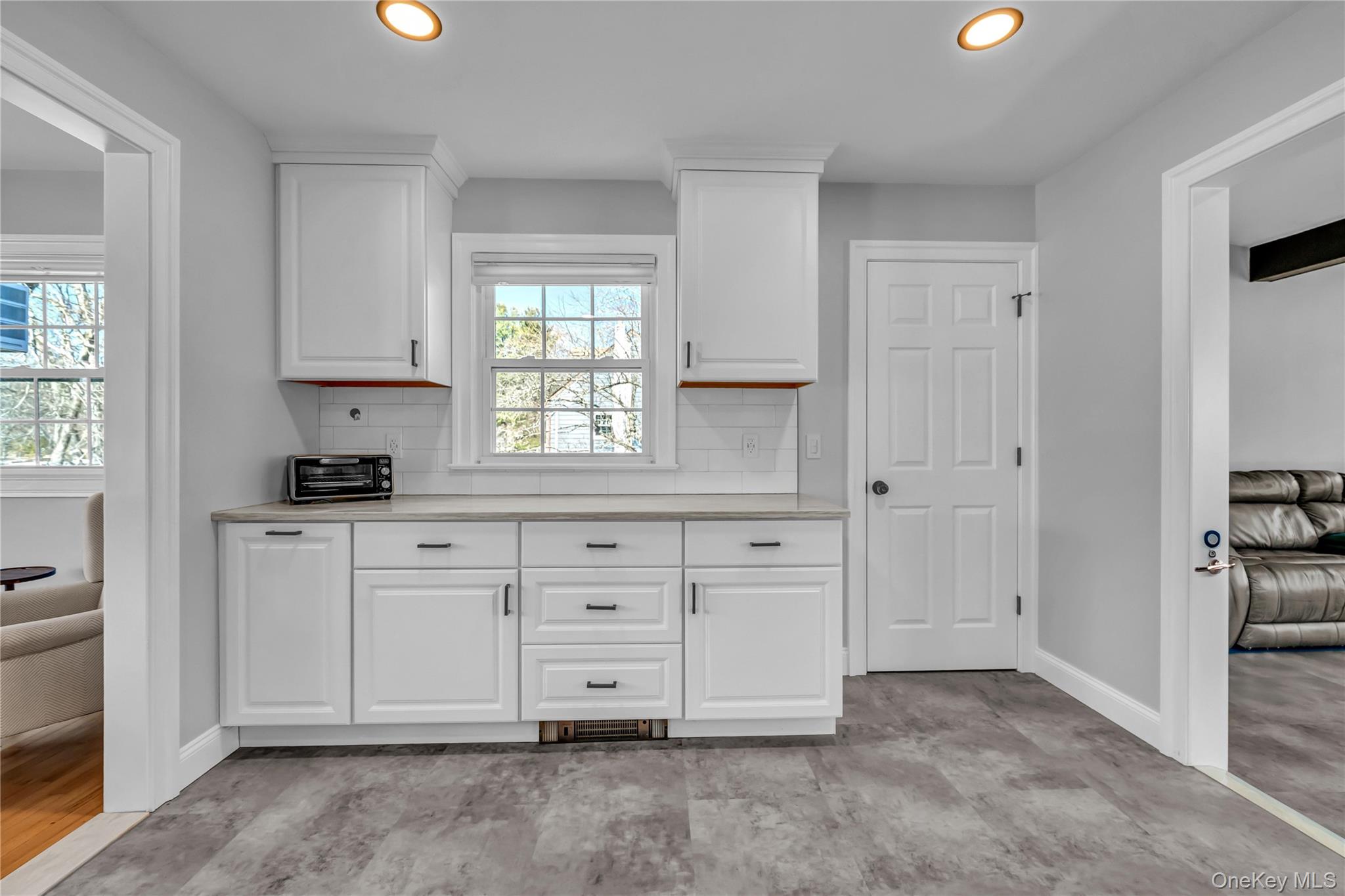 #12 photo, 111 Vicki Lane, 紐約州 Hopewell Junction , NY 12533