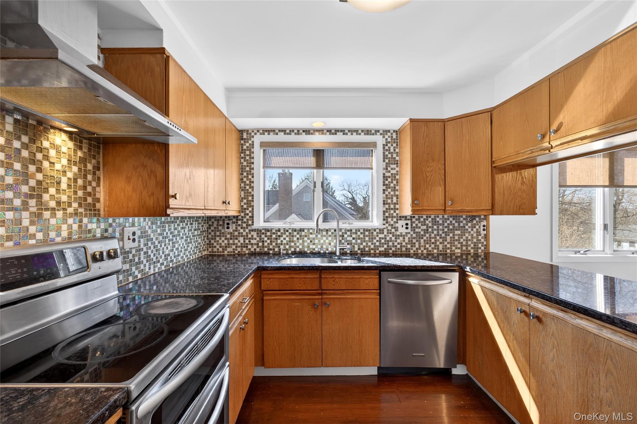 #11 photo, 80 Ridgeview Drive, Pleasantville , NY 10570