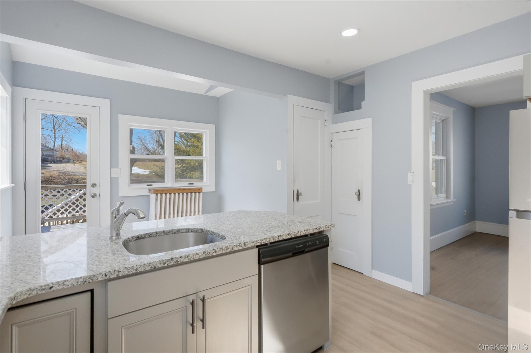 #6 photo, 110 Innis Avenue, 뉴욕주 Poughkeepsie , NY 12601