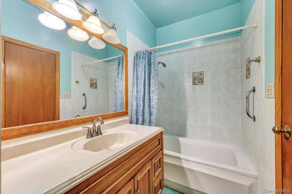 #12 photo, 634 E 3rd Street, Brooklyn , NY 11218