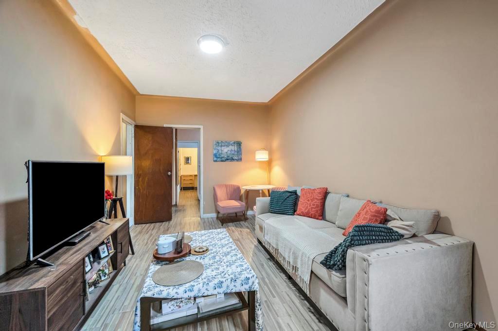 #16 photo, 634 E 3rd Street, Brooklyn , NY 11218