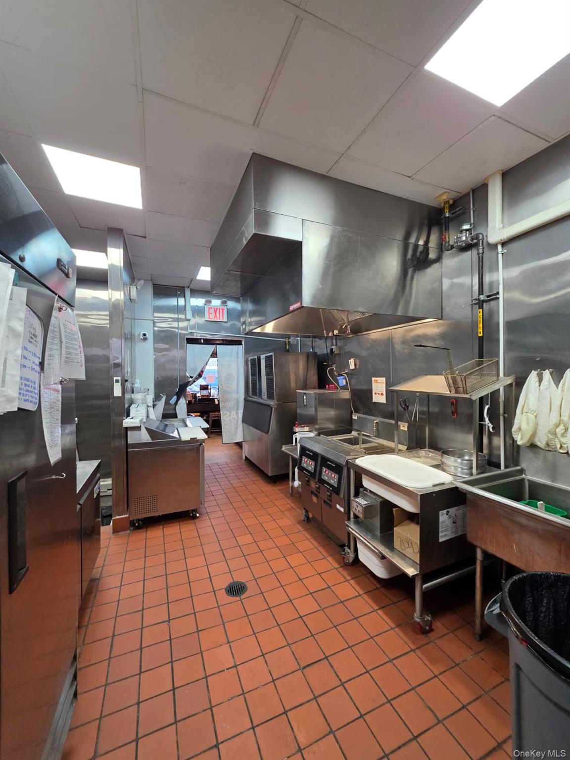 #8 photo, 302 West 231st, Бронкс ‖ Bronx , NY 10463