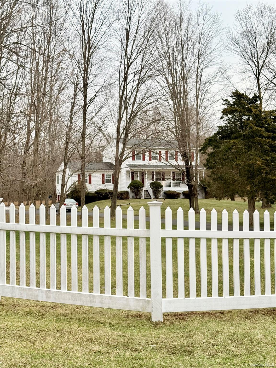 #4 photo, 2 Eisenhower Court, Hopewell Junction , NY 12533